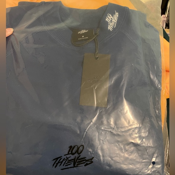 NWT🔷 100 Thieves Caddy Crewneck sweater Navy size Medium - Picture 5 of 6